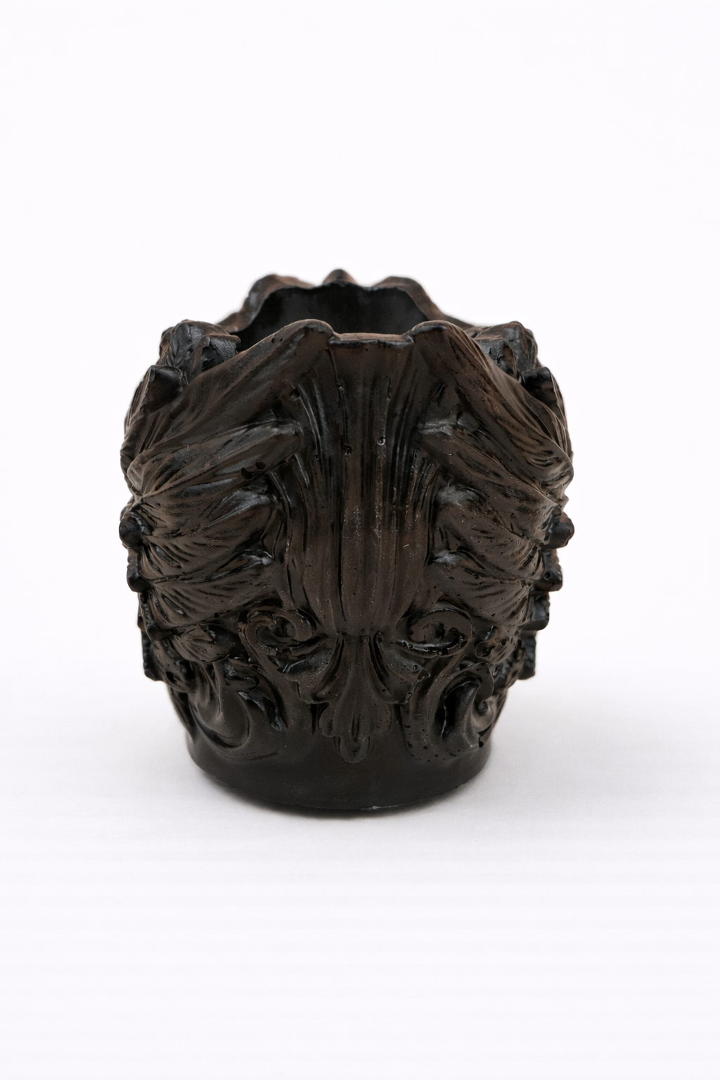 Handcrafted Gypsum Pour Candle Holder — Black & White Edition