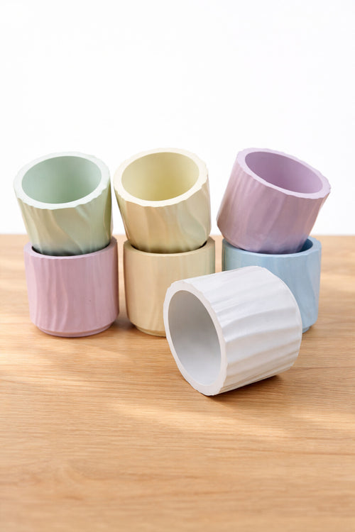 Gipsowy Świecznik Cylindryczny z Fakturą | Pastelowy | Handmade – MOSVAM