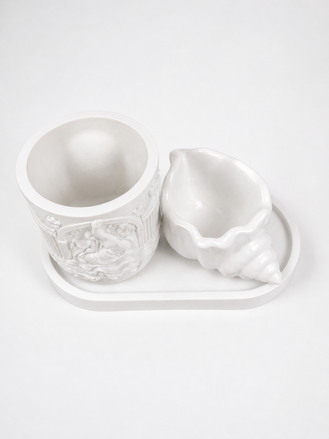 Gypsum unicorn bas-relief candle holder detail texture white – handmade – MOSVAM
